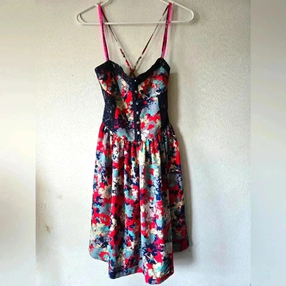 Betsy Johnson fitted cross back dress sz 10 - Picture 1 of 4